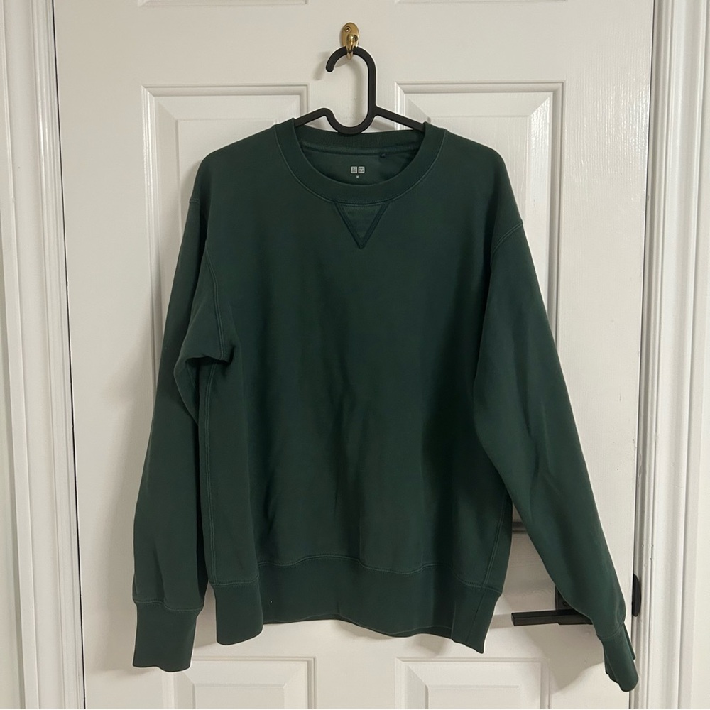 Uniqlo Green Crew Neck Sweater Thick Knit Ribbed